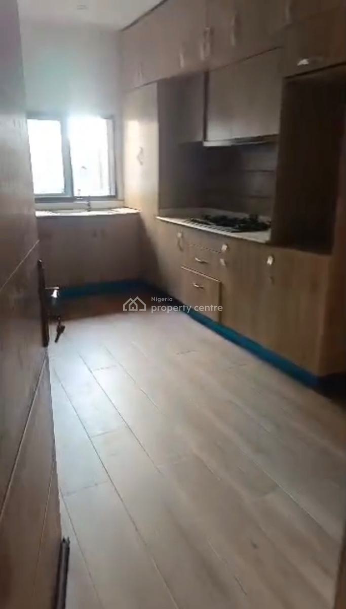 Spacious 3 Bedroom Apartment, Conservation Chevron, Lekki Expressway, Lekki, Lagos, Flat / Apartment for Rent