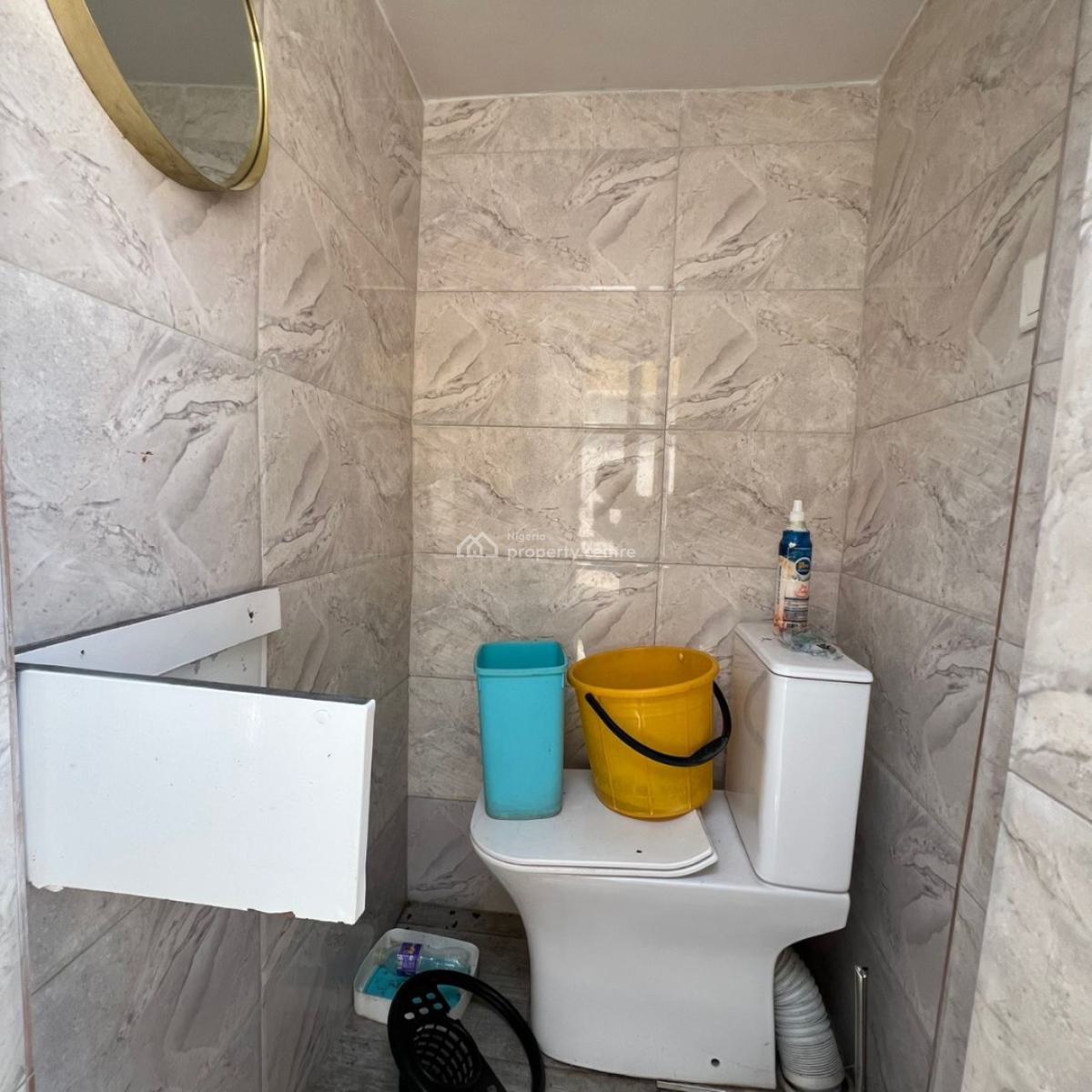 Office/shop Space, Lekki Phase 1, Lekki, Lagos, Commercial Property for Rent