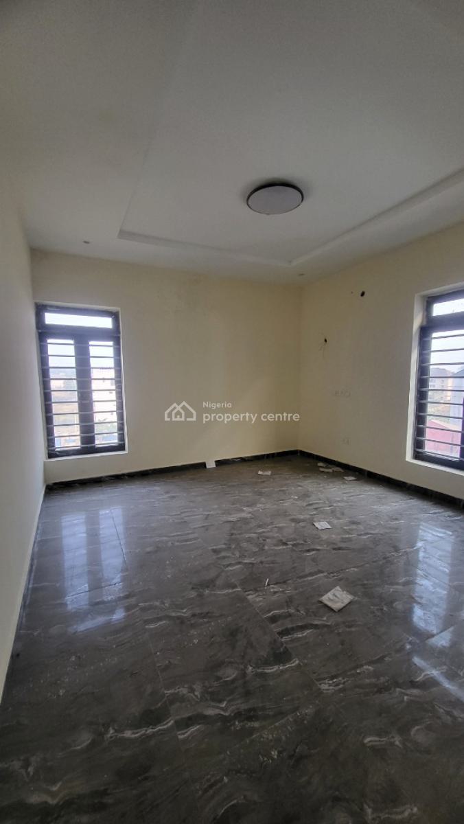 Spacious 3 Bedroom Flat, Berger, Life Camp, Abuja, Flat / Apartment for Sale