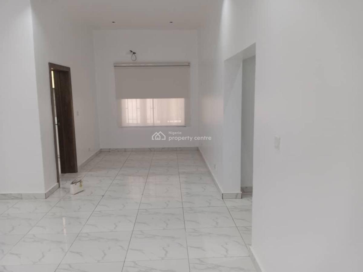 Sharp 2 Bedroom Apartment with Inverter, Lekki Phase 1, Lekki, Lagos, Flat / Apartment for Rent