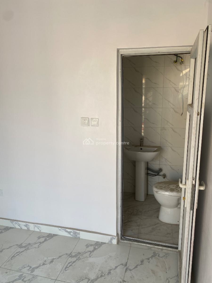 Studio Apartment ( Self), Ologolo, Lekki, Lagos, Flat / Apartment for Rent