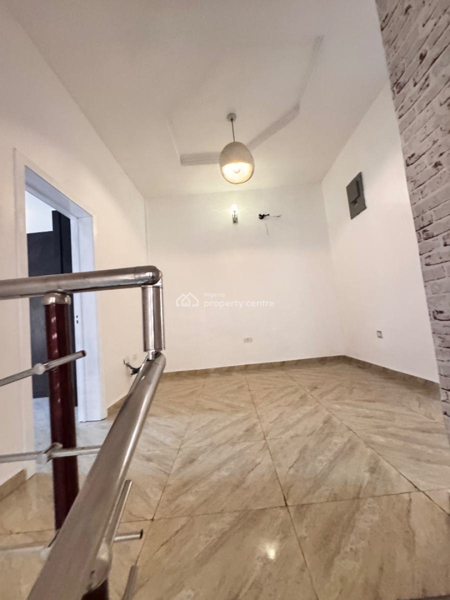 Ditress 3 Bedrooms Semi Detached Duplex, Self Compound & Bq, Orchid Road, Lekki, Lagos, Semi-detached Duplex for Sale