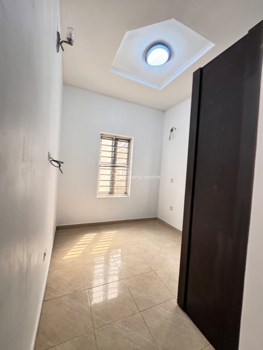 Ditress 3 Bedrooms Semi Detached Duplex, Self Compound & Bq, Orchid Road, Lekki, Lagos, Semi-detached Duplex for Sale