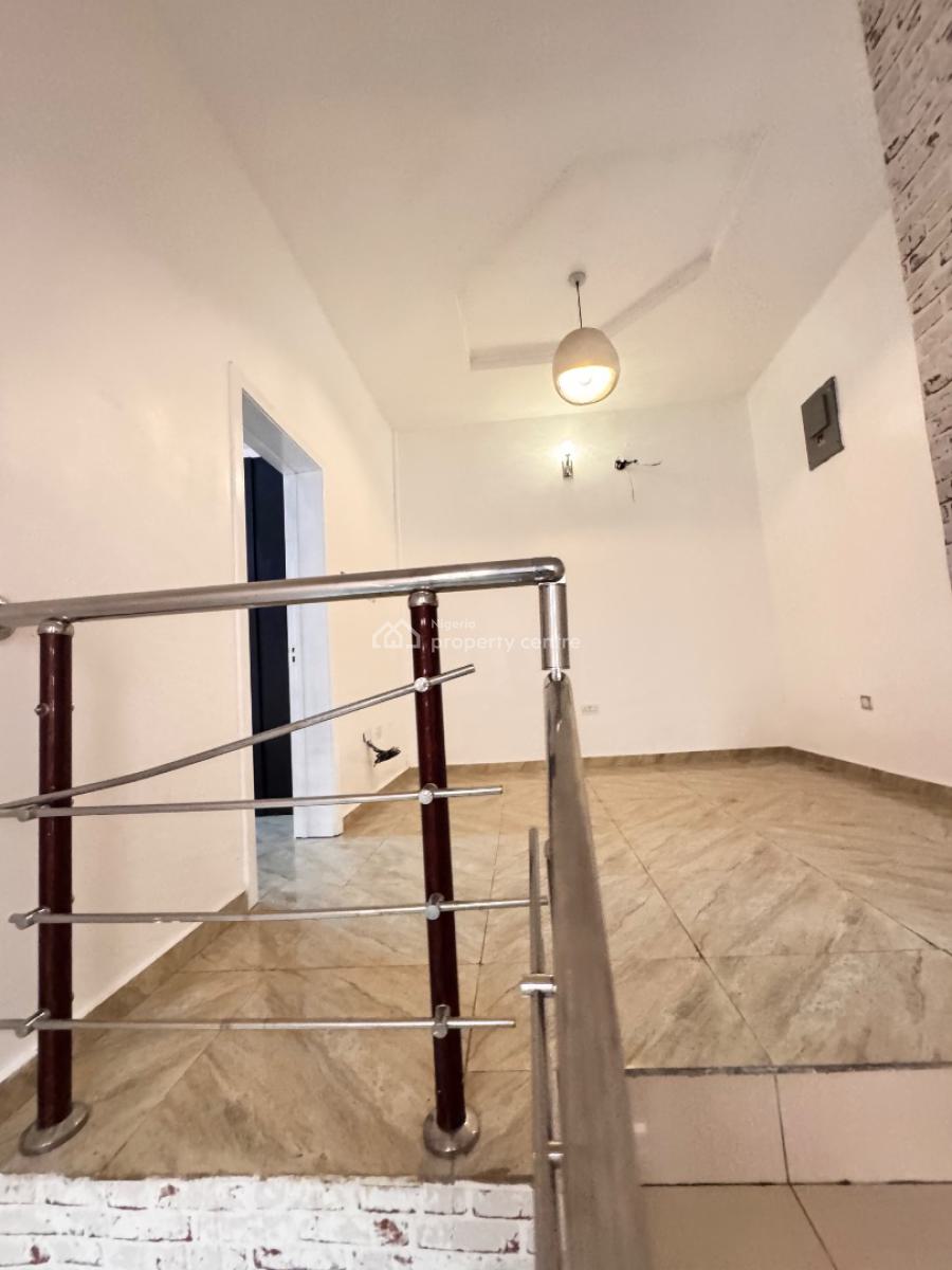 Ditress 3 Bedrooms Semi Detached Duplex, Self Compound & Bq, Orchid Road, Lekki, Lagos, Semi-detached Duplex for Sale