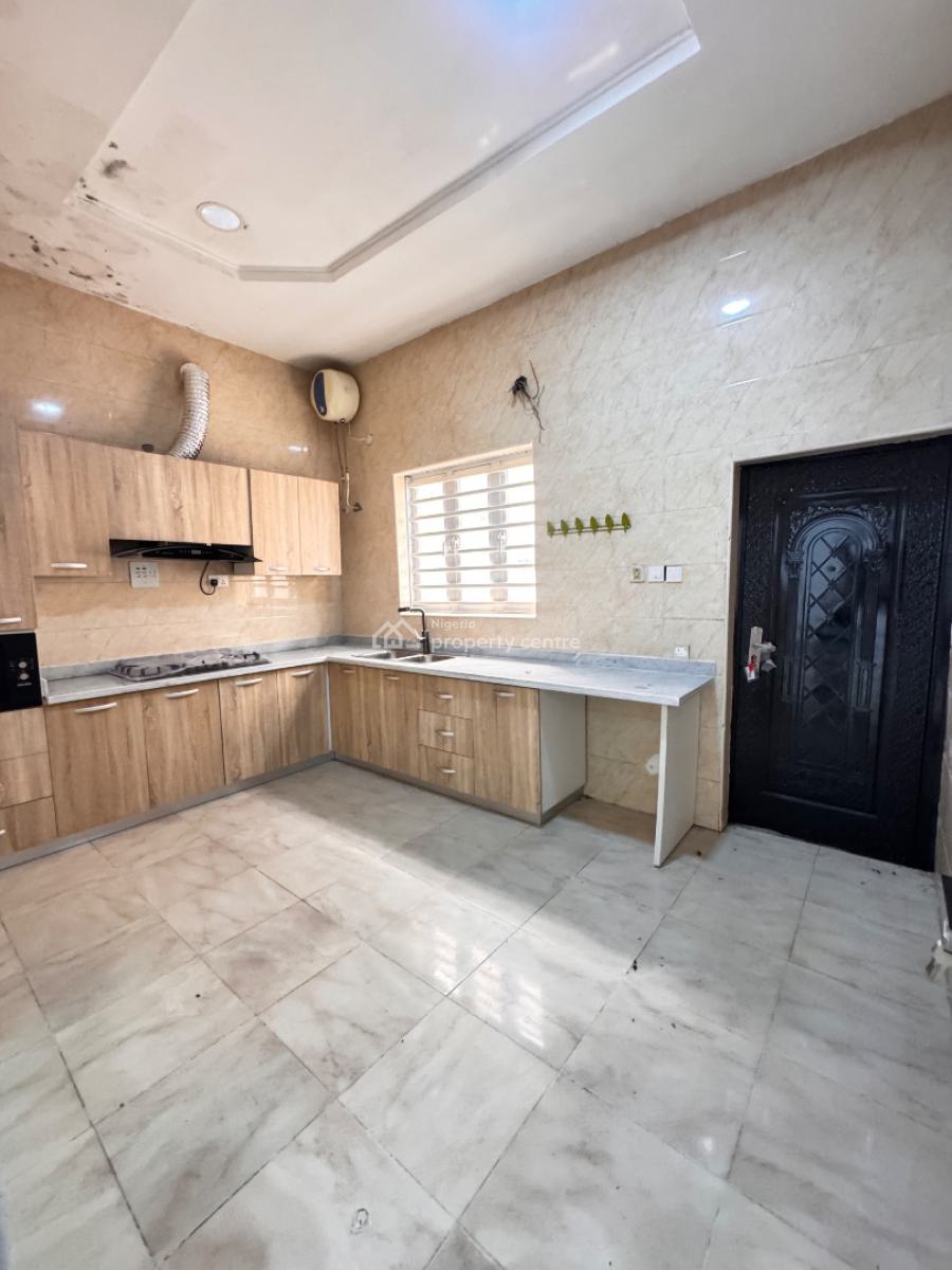 Ditress 3 Bedrooms Semi Detached Duplex, Self Compound & Bq, Orchid Road, Lekki, Lagos, Semi-detached Duplex for Sale