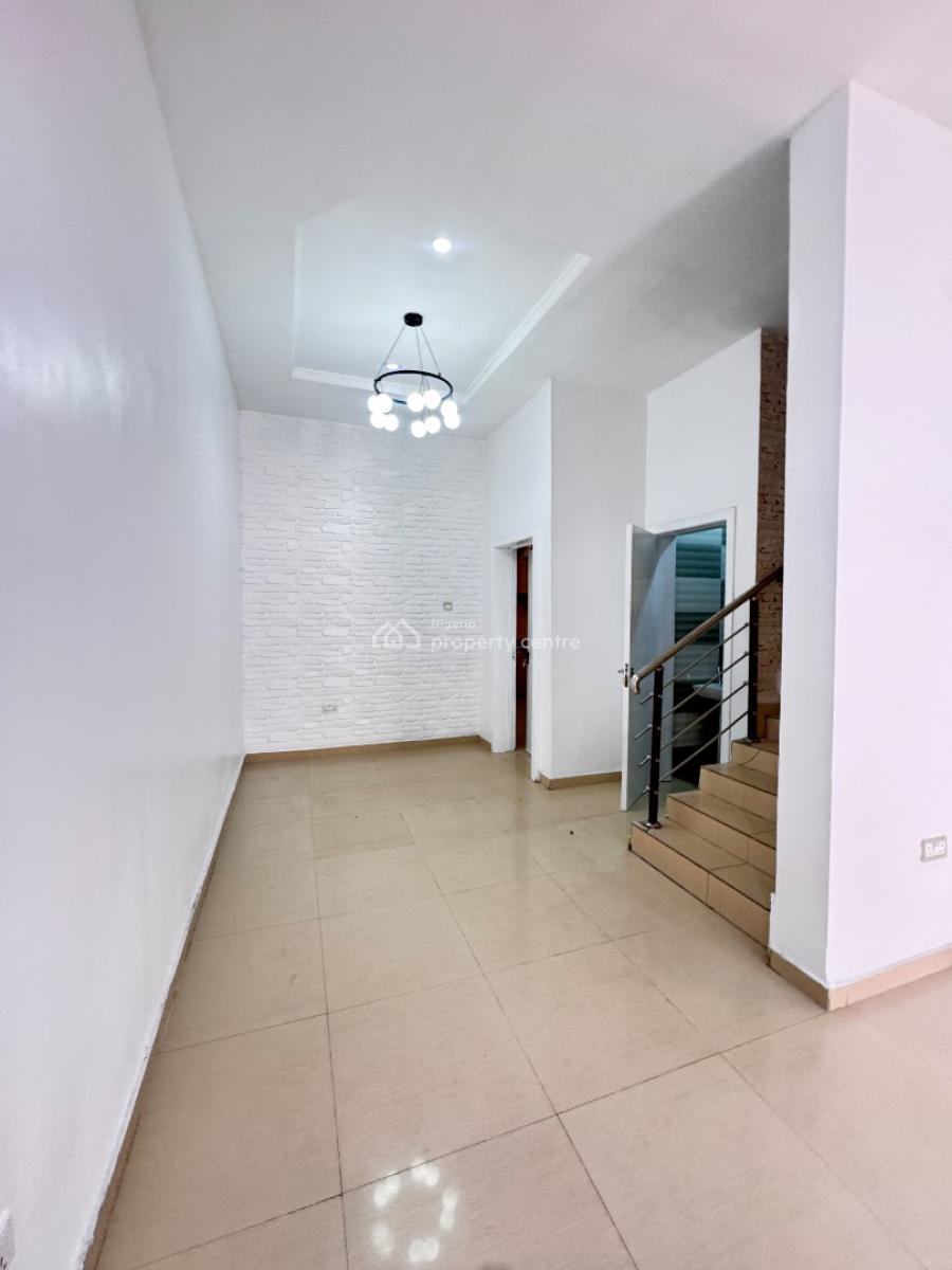 Ditress 3 Bedrooms Semi Detached Duplex, Self Compound & Bq, Orchid Road, Lekki, Lagos, Semi-detached Duplex for Sale