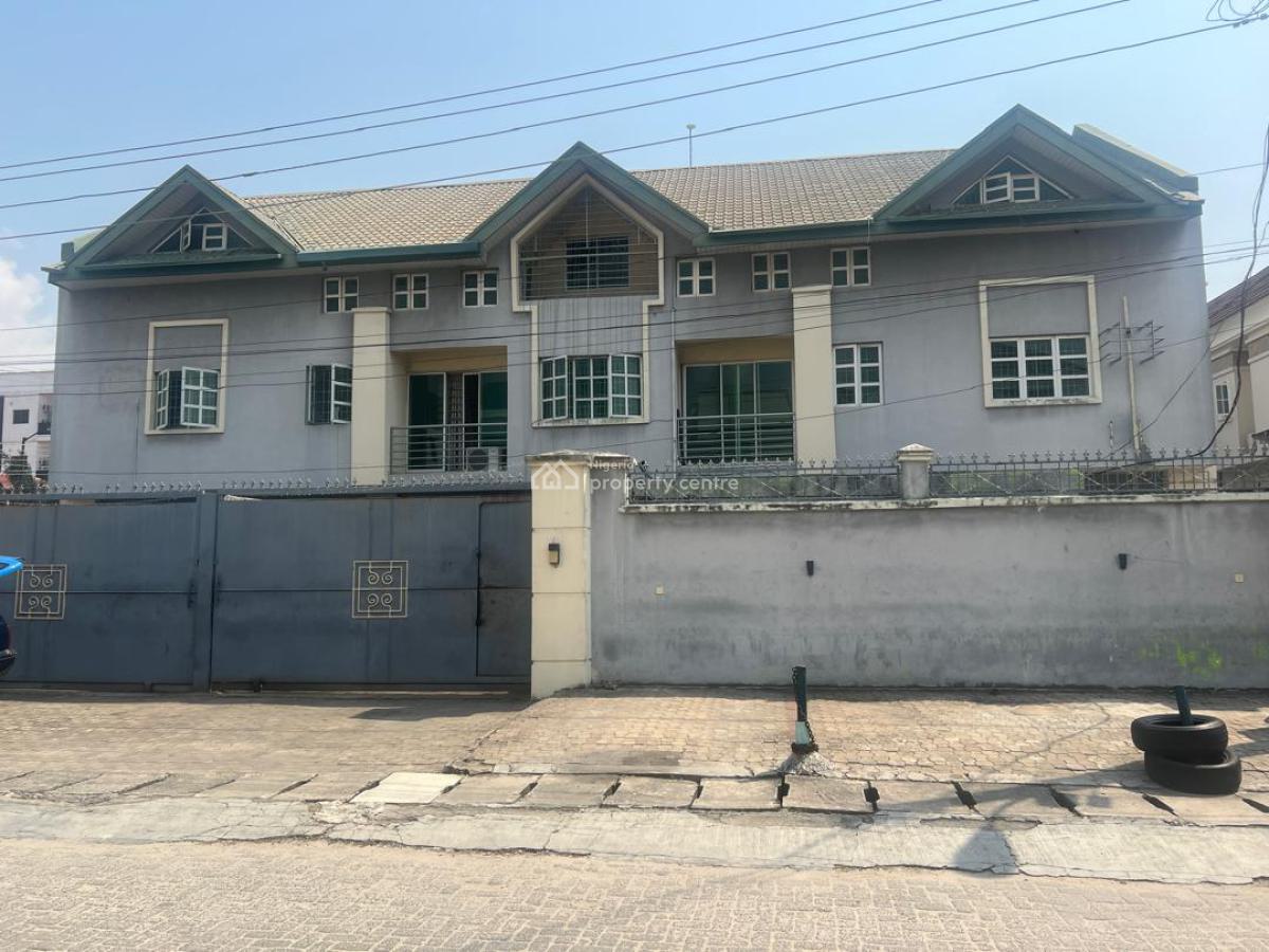 4 Bedrooms Semi Detached Duplex with Private Compound, Lekki Phase 1, Lekki, Lagos, Semi-detached Duplex for Rent