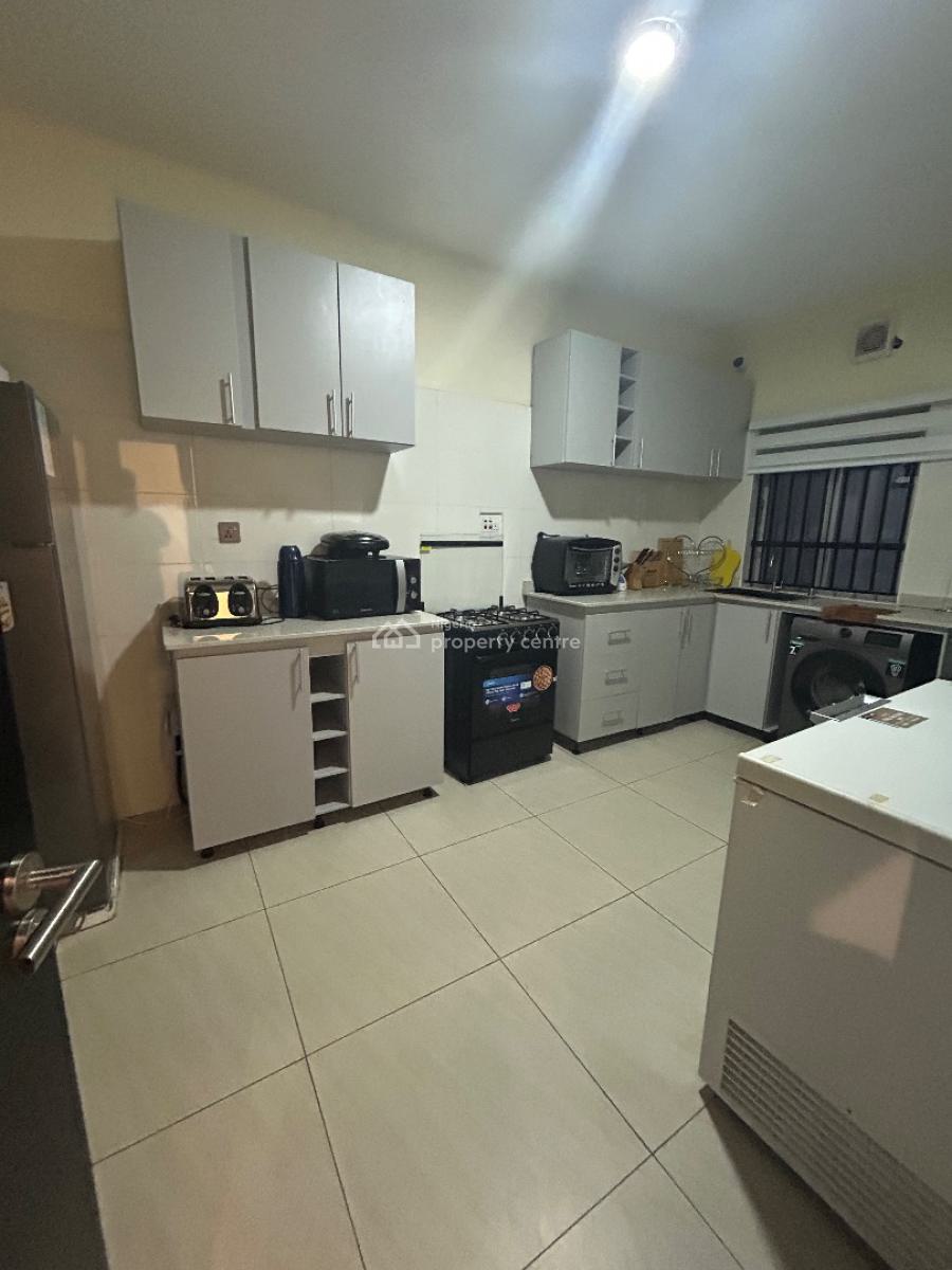 Luxury Fully Furnished 3 Bedrooms Apartment, Ikeja, Lagos, Flat / Apartment Short Let
