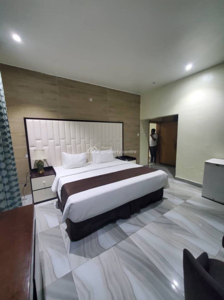 Hotel, Lekki Phase 1, Lekki, Lagos, Hotel / Guest House for Sale