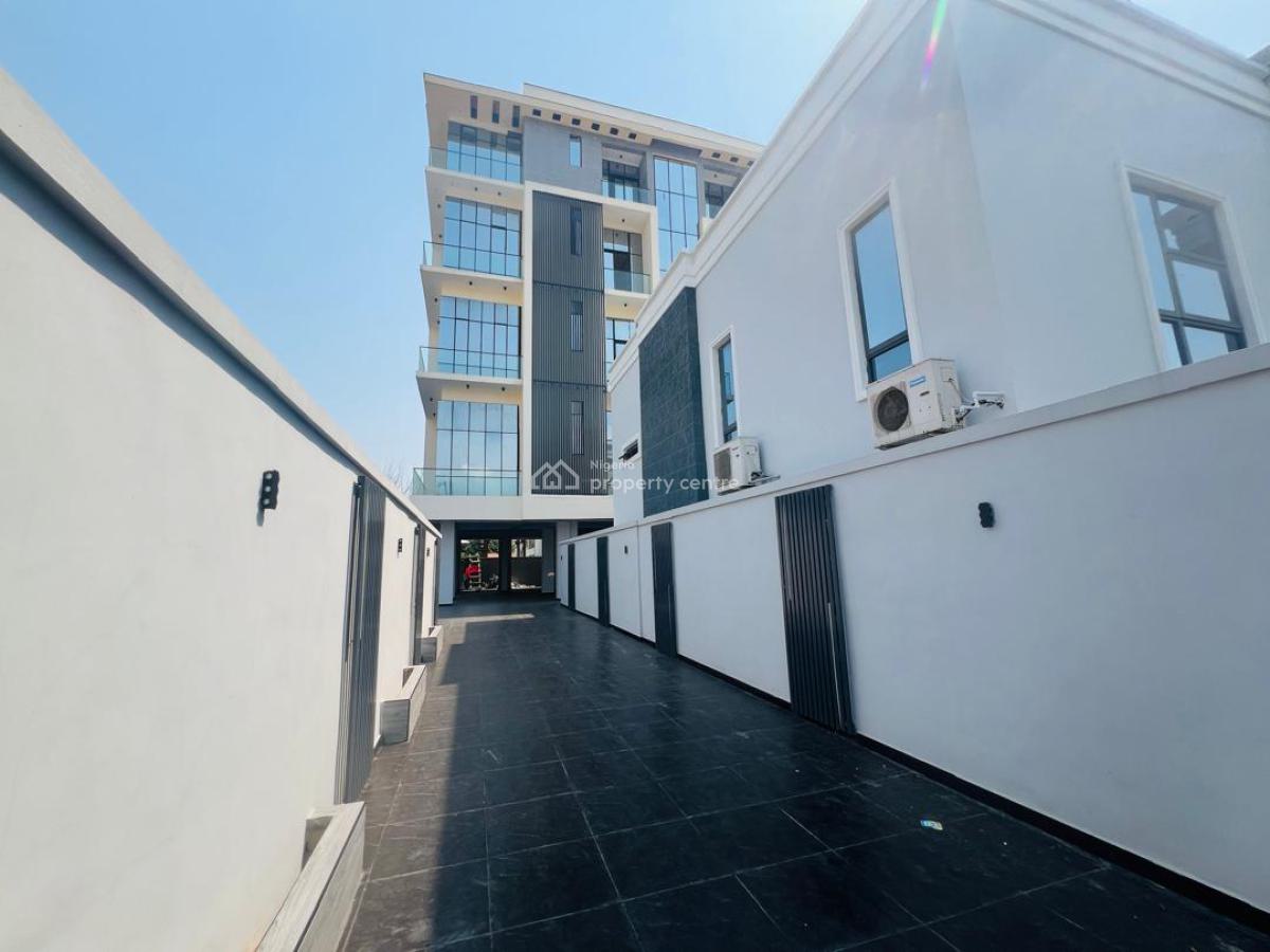 Units of 3 Bedroom Apartment with Gym and Swimming Pool, Lekki Phase 1, Lekki, Lagos, Flat / Apartment for Sale