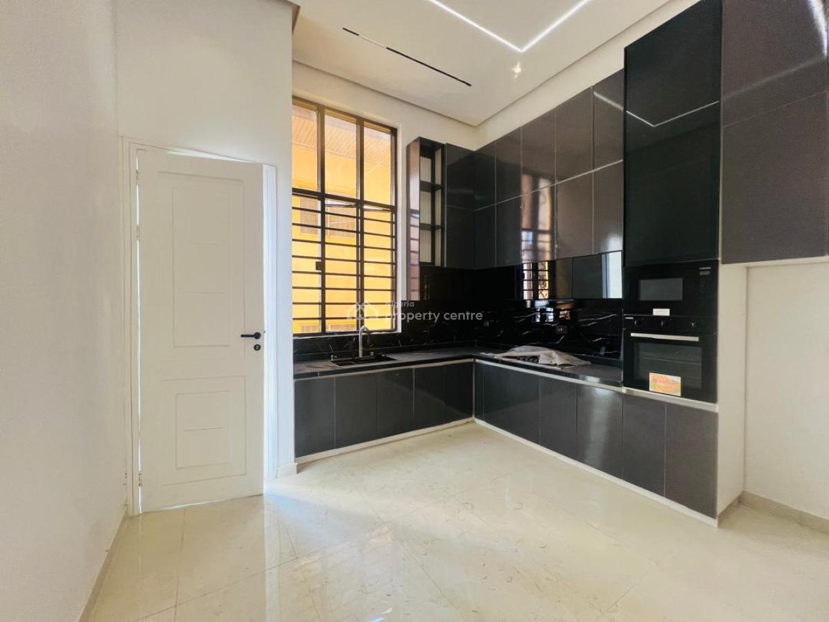 Units of 3 Bedroom Apartment with Gym and Swimming Pool, Lekki Phase 1, Lekki, Lagos, Flat / Apartment for Sale