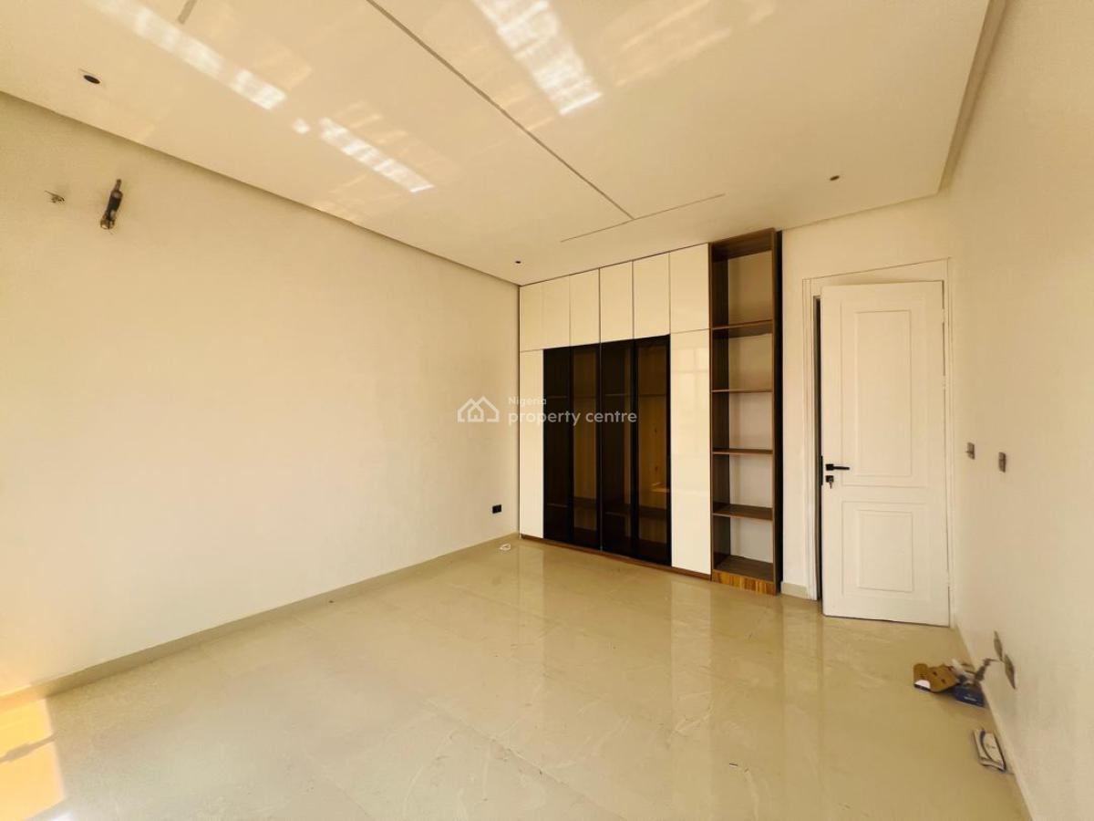 Units of 3 Bedroom Apartment with Gym and Swimming Pool, Lekki Phase 1, Lekki, Lagos, Flat / Apartment for Sale