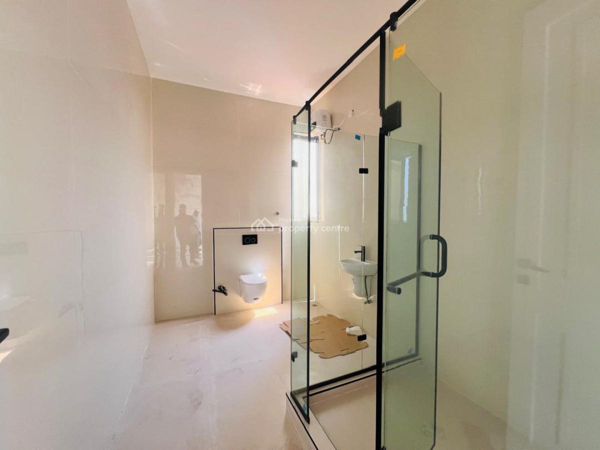 Units of 3 Bedroom Apartment with Gym and Swimming Pool, Lekki Phase 1, Lekki, Lagos, Flat / Apartment for Sale