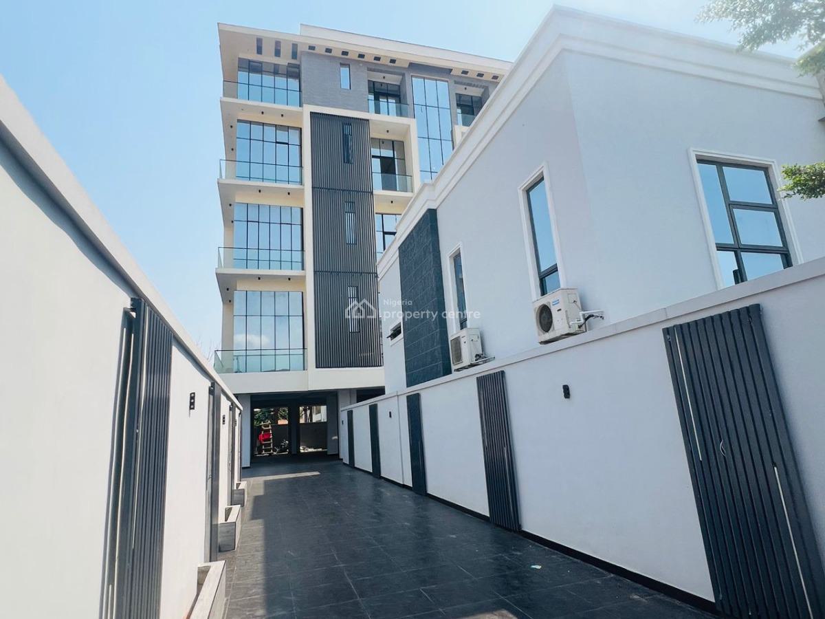 Luxury 3 Bedroom Apartment, Lekki Phase 1, Lekki, Lagos, Flat / Apartment for Sale