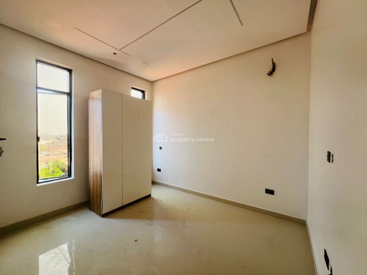 Luxury 3 Bedroom Apartment, Lekki Phase 1, Lekki, Lagos, Flat / Apartment for Sale