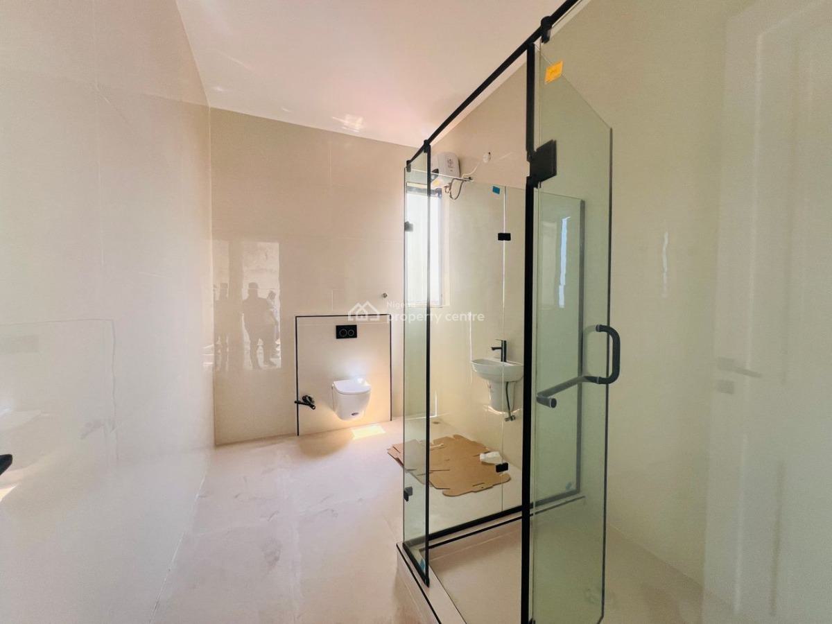 Luxury 3 Bedroom Apartment, Lekki Phase 1, Lekki, Lagos, Flat / Apartment for Sale