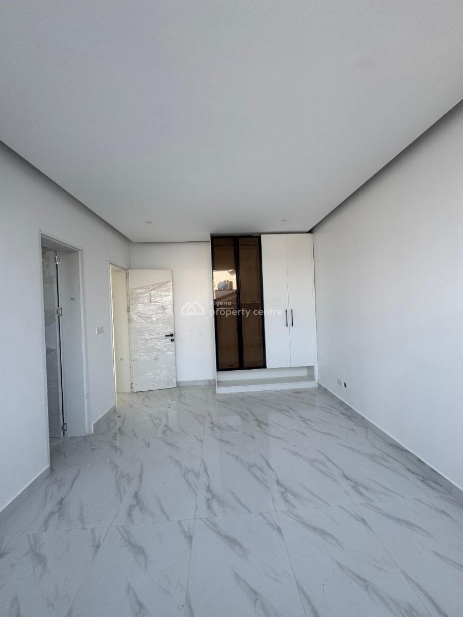 Luxury 2 Bedroom Apartment with Swimming Pool, Lekki Right Side, Lekki Phase 1, Lekki, Lagos, Flat / Apartment for Sale