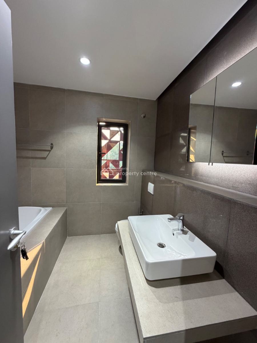 Luxury 5 Bedroom Terrace, Gilmore, Jahi, Abuja, Terraced Duplex for Sale