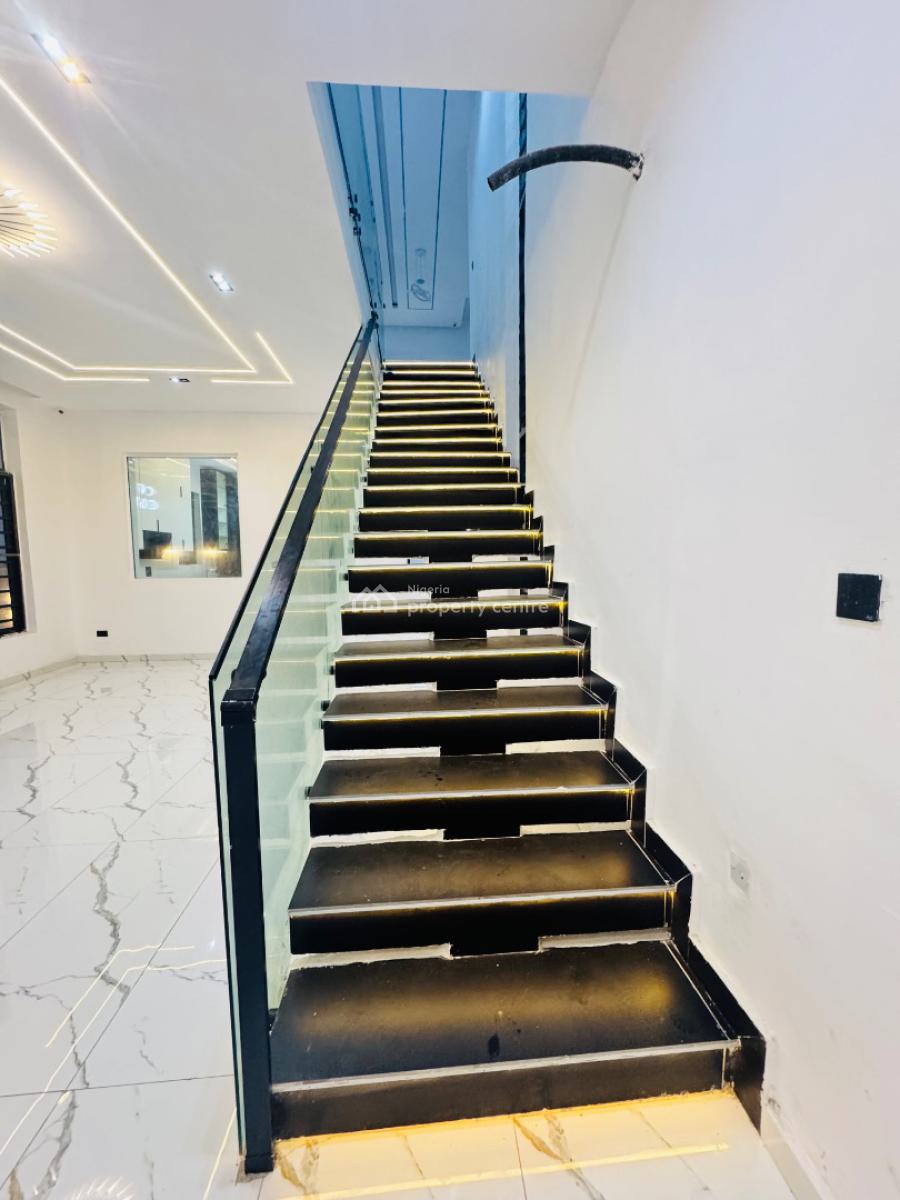 Spacious Luxury 5 Bedroom Detached Duplex +bq with Pool, Ajah, Lagos, Detached Duplex for Sale