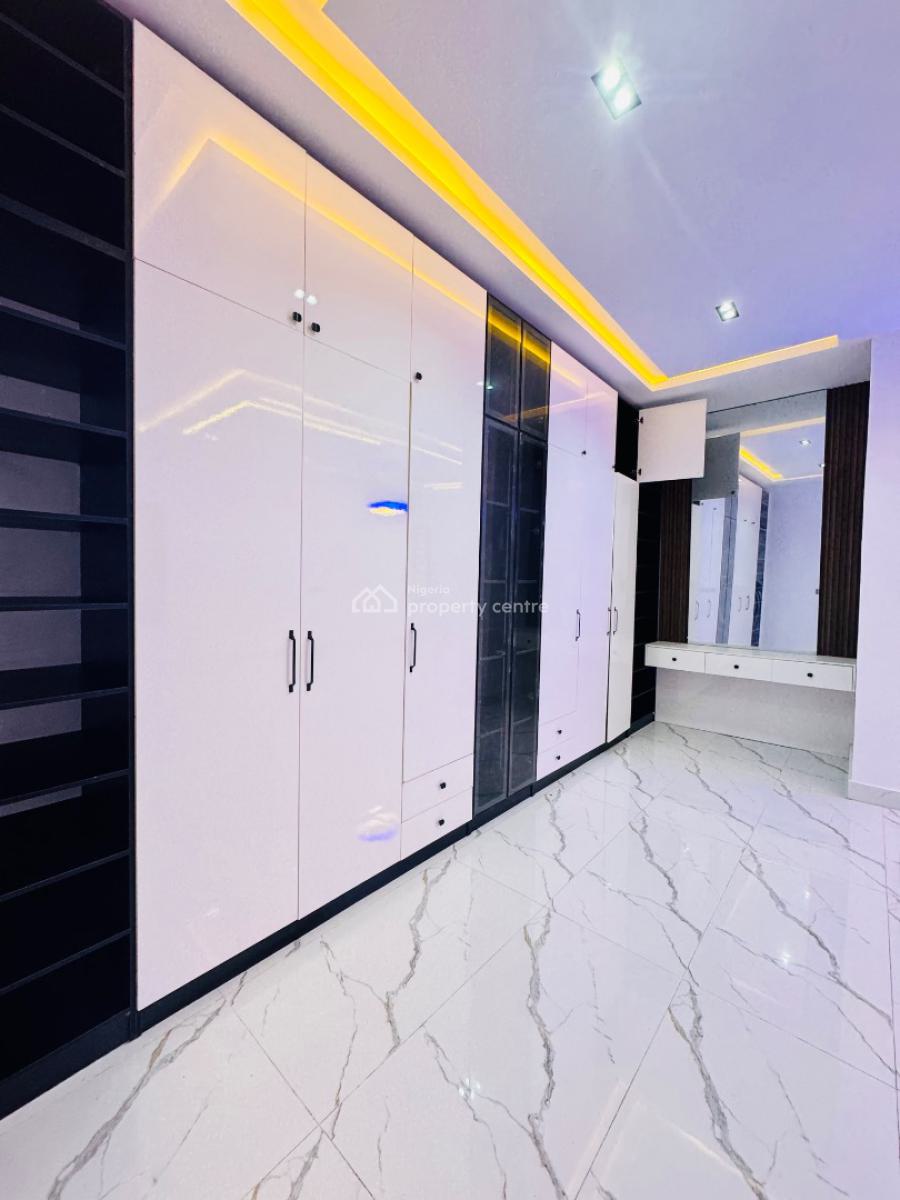 Spacious Luxury 5 Bedroom Detached Duplex +bq with Pool, Ajah, Lagos, Detached Duplex for Sale