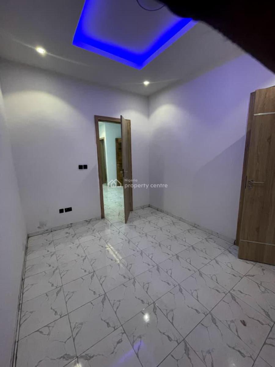 -> Sharp 1-bedroom Apartment, New Road, Lekki, Lagos, Mini Flat (room and Parlour) for Rent