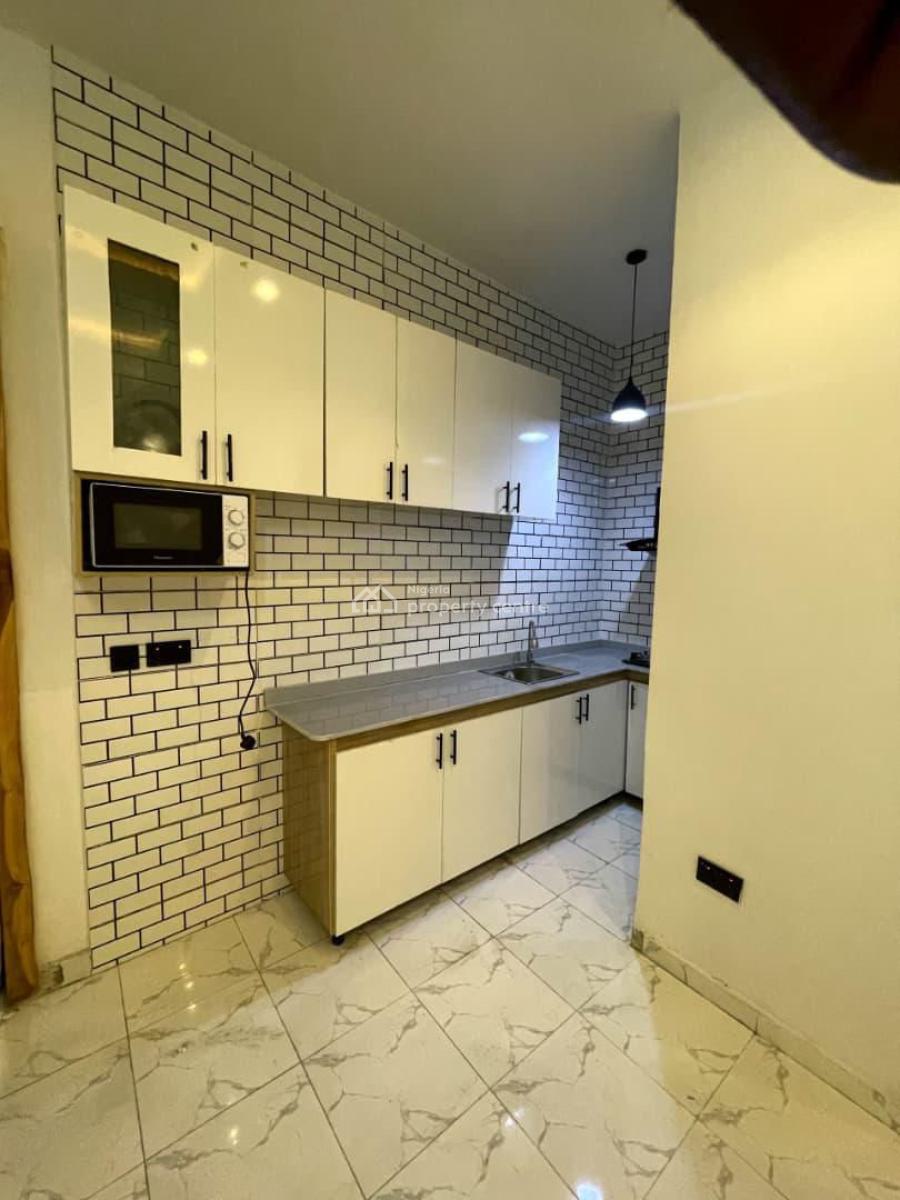 -> Sharp 1-bedroom Apartment, New Road, Lekki, Lagos, Mini Flat (room and Parlour) for Rent