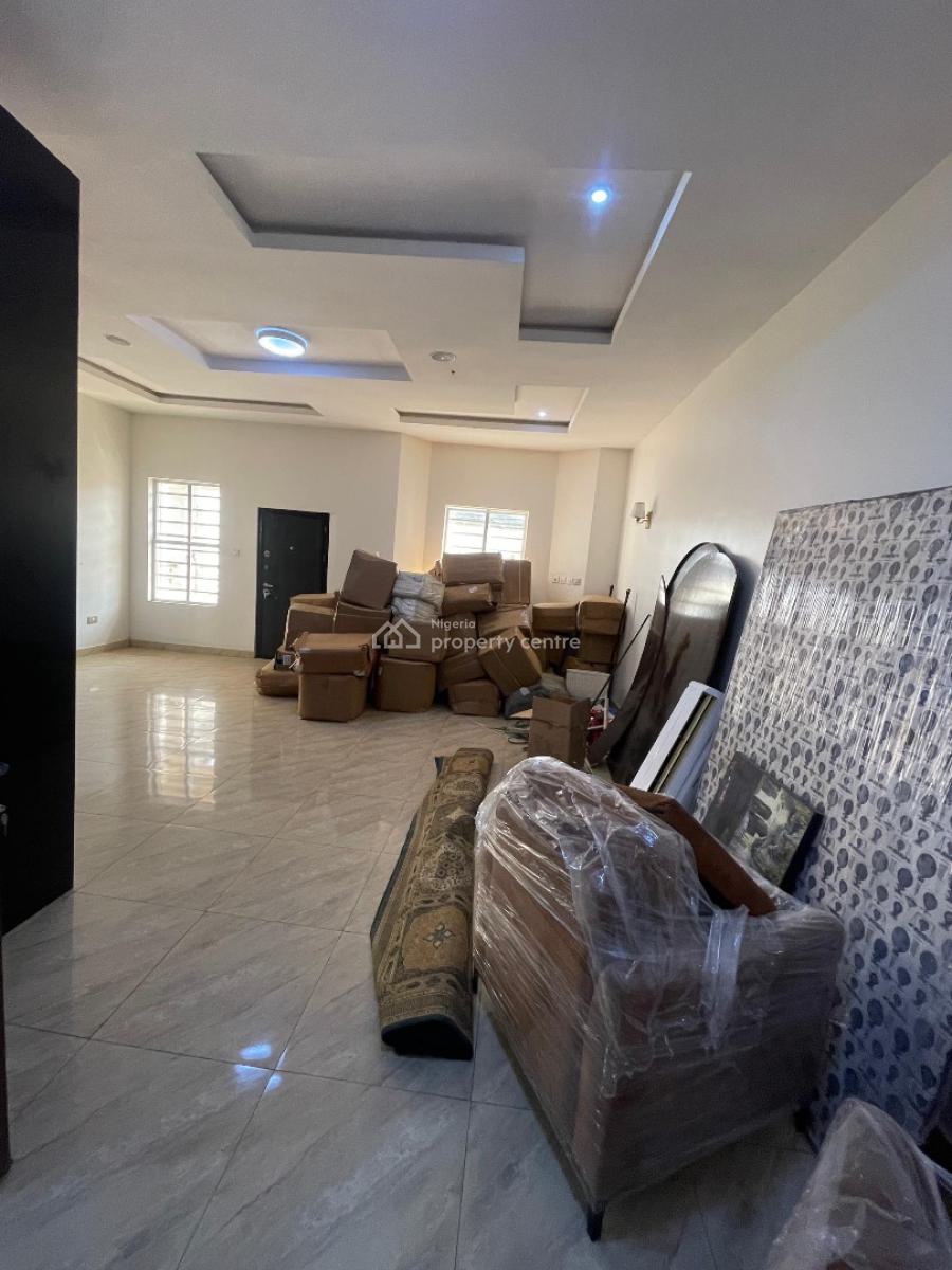 Opulent Self Serviced and Self Compound 4 Bedroom Semi Detached Duplex, Chevron, Lekki Phase 2, Lekki, Lagos, Semi-detached Duplex for Rent