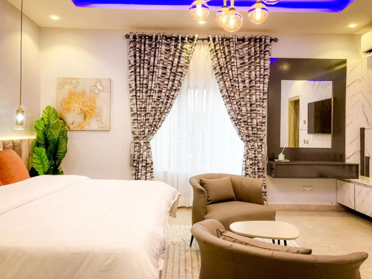 2 Bedroom Apartment with Pool, Ps5 & Snooker, New Horizon 2 Estate, Ikate Elegushi, Lekki, Lagos, Flat / Apartment Short Let