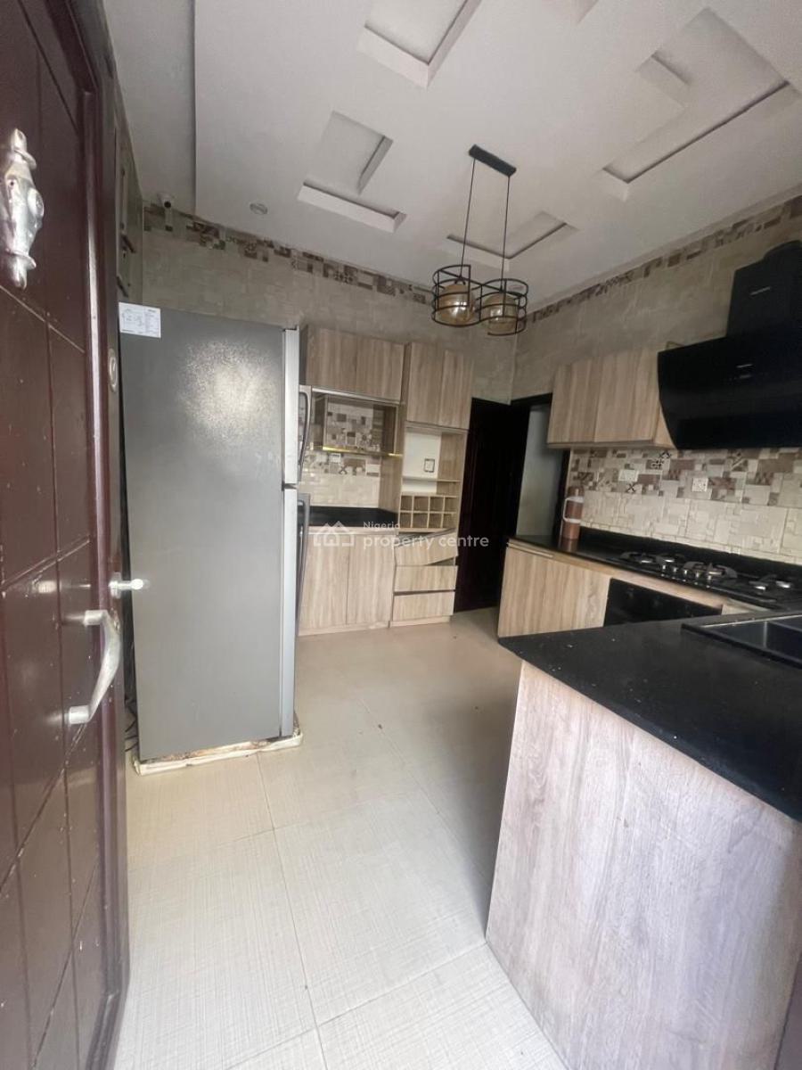 Spacious 5 Bedroom Fully Detached Duplex with Bq, Chevron Drive, Lekki, Lagos, Detached Duplex for Rent
