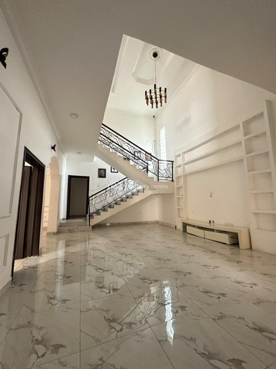 a Structurally Designed  5 Bedroom Duplex with 1 Bedroom Bq, Ariyibi Arola, Apete, Polyibadan Area, Ibadan, Oyo, Detached Duplex for Sale