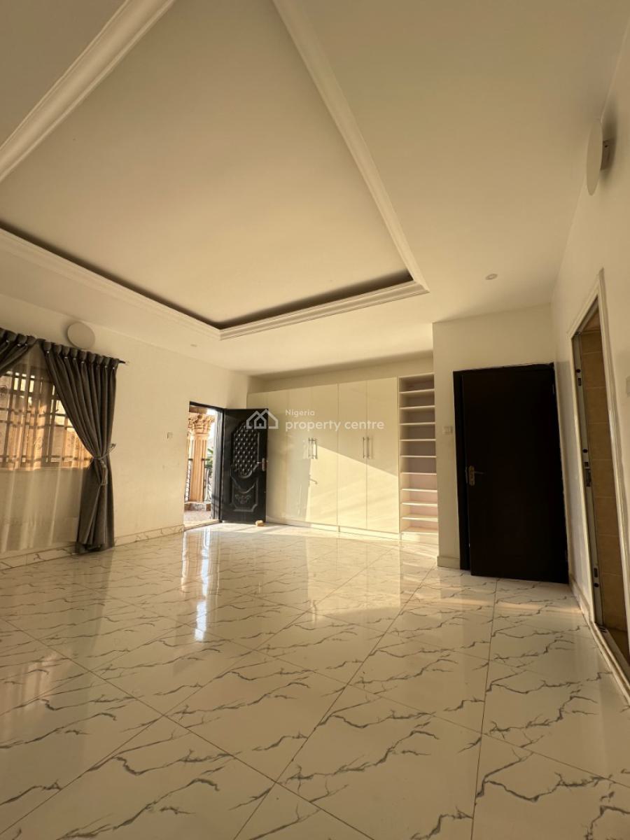 a Structurally Designed  5 Bedroom Duplex with 1 Bedroom Bq, Ariyibi Arola, Apete, Polyibadan Area, Ibadan, Oyo, Detached Duplex for Sale