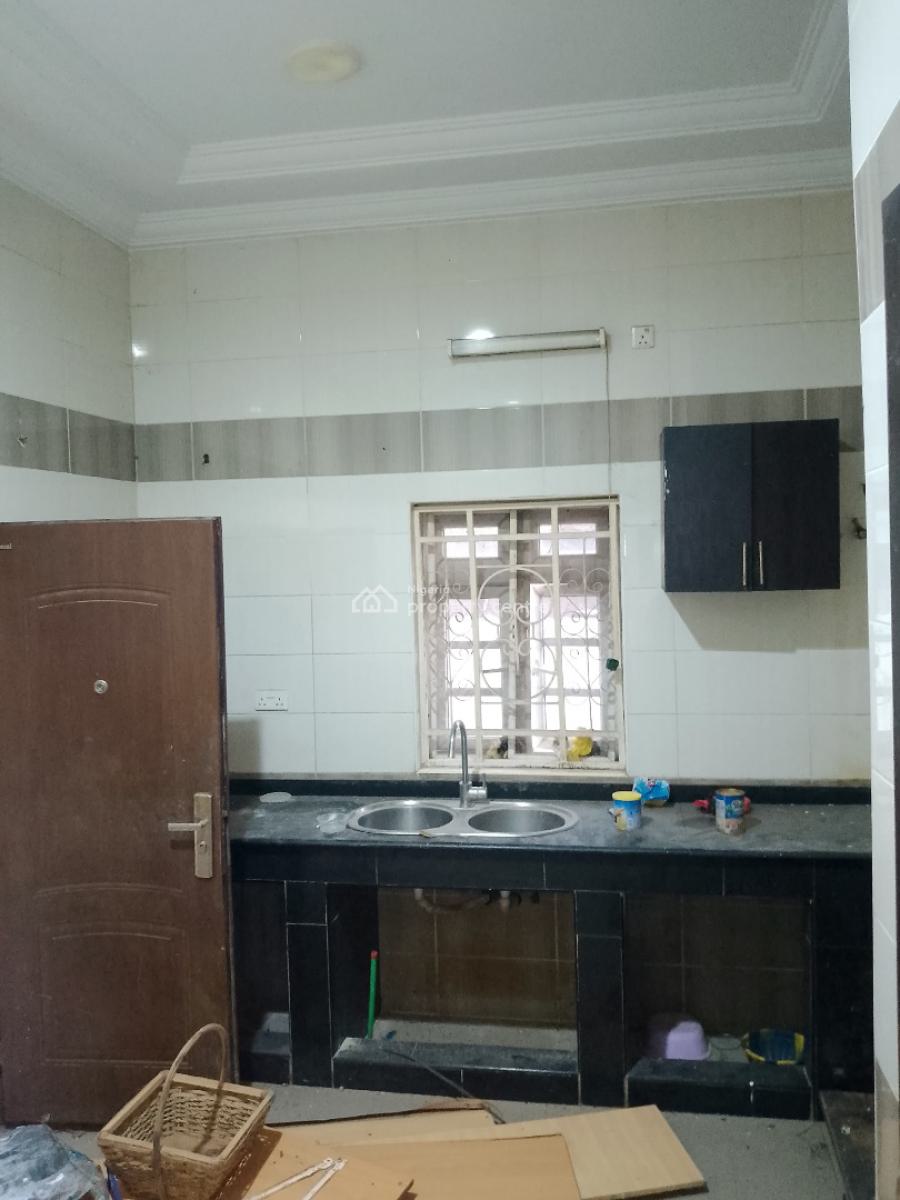 4 Bedroom Alone in The Compound, Zone B, Apo Resettlement, Apo, Abuja, Detached Bungalow for Rent