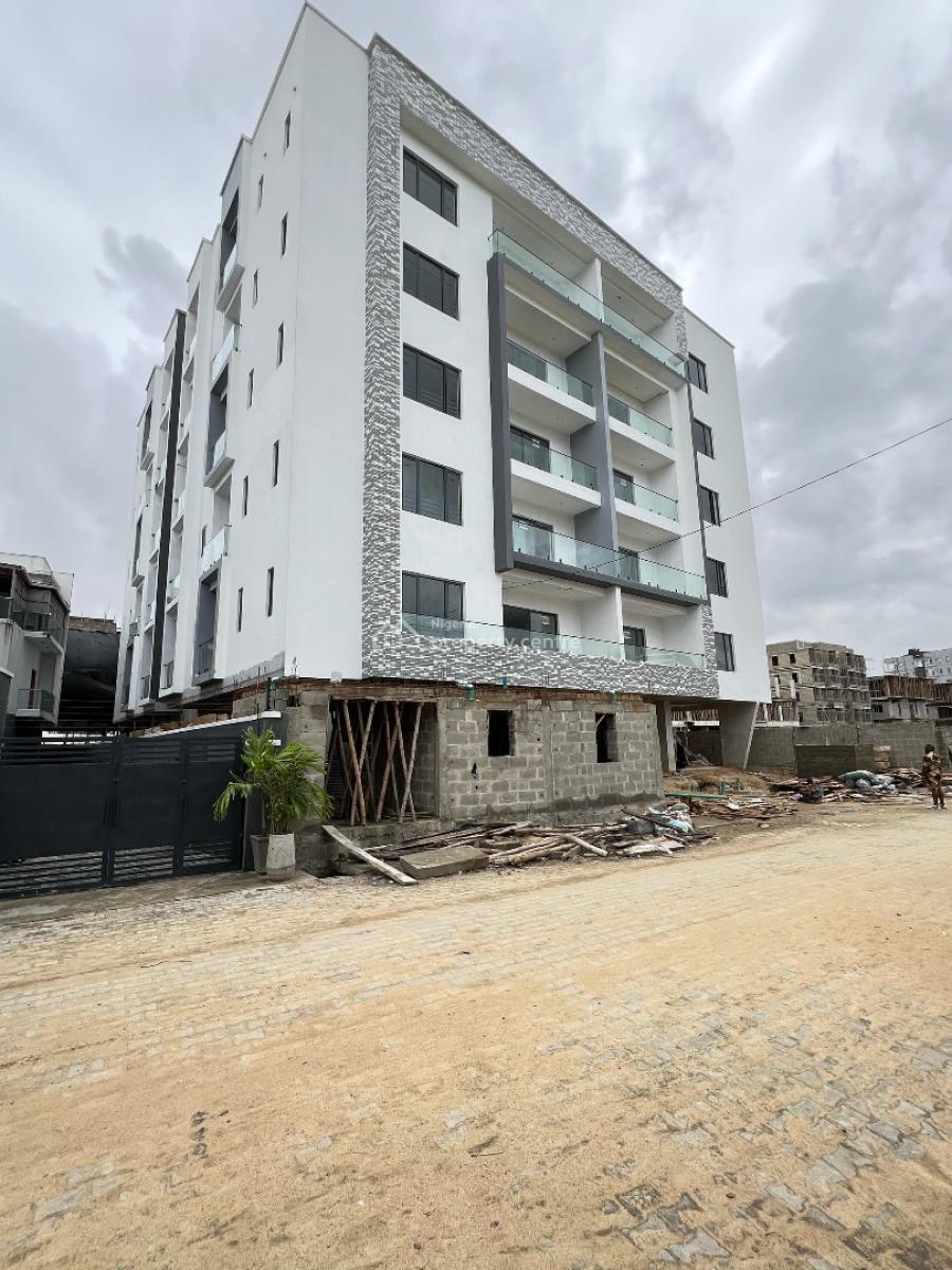 Spacious 2 Bedroom Apartment with Swimming Pool, Lekki Phase 1, Lekki, Lagos, Flat / Apartment for Sale