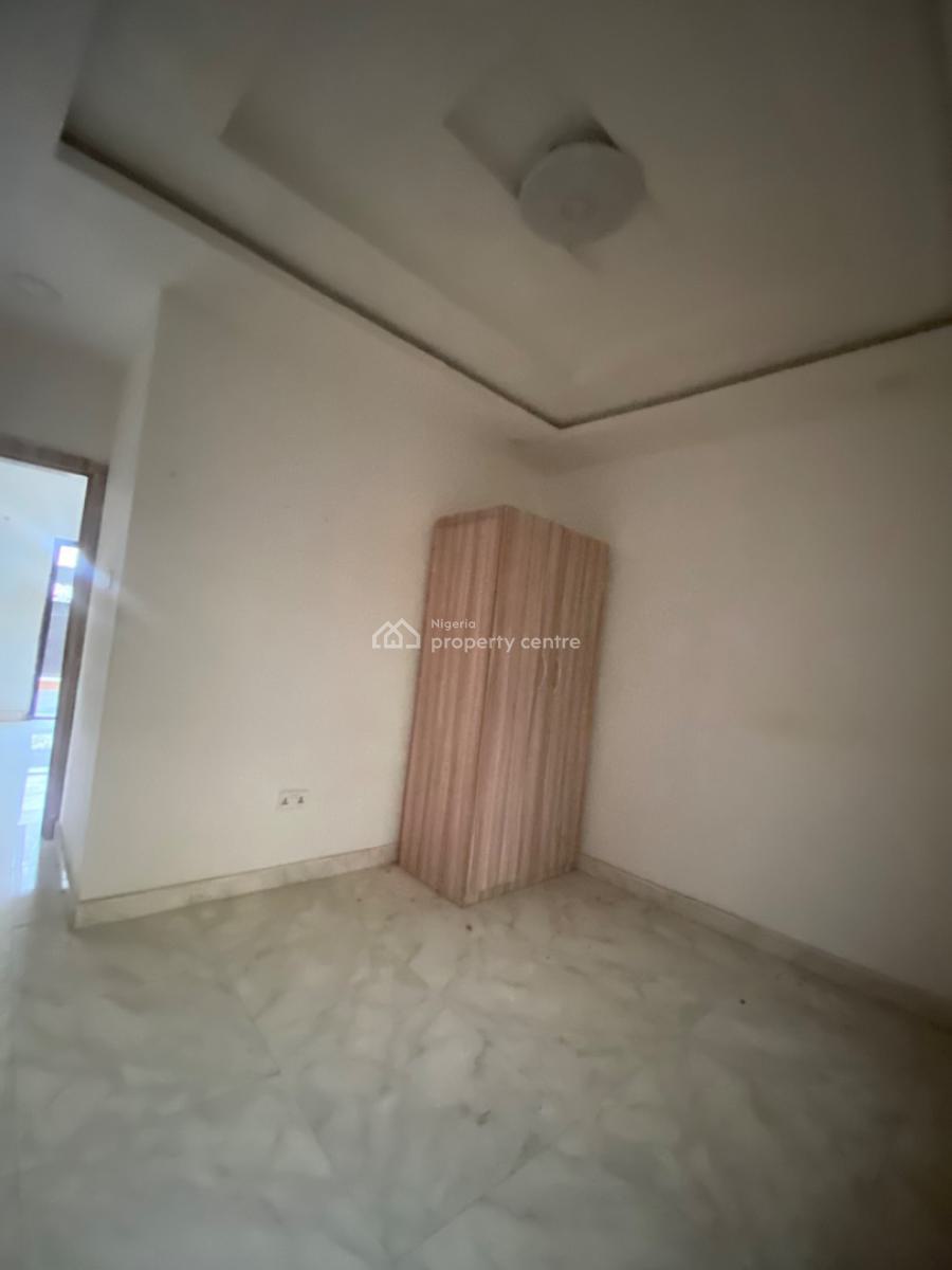 an Executive One Bedroom Flat, Thera Estate, Beside Blenco Mall, Sangotedo, Ajah, Lagos, Flat / Apartment for Rent
