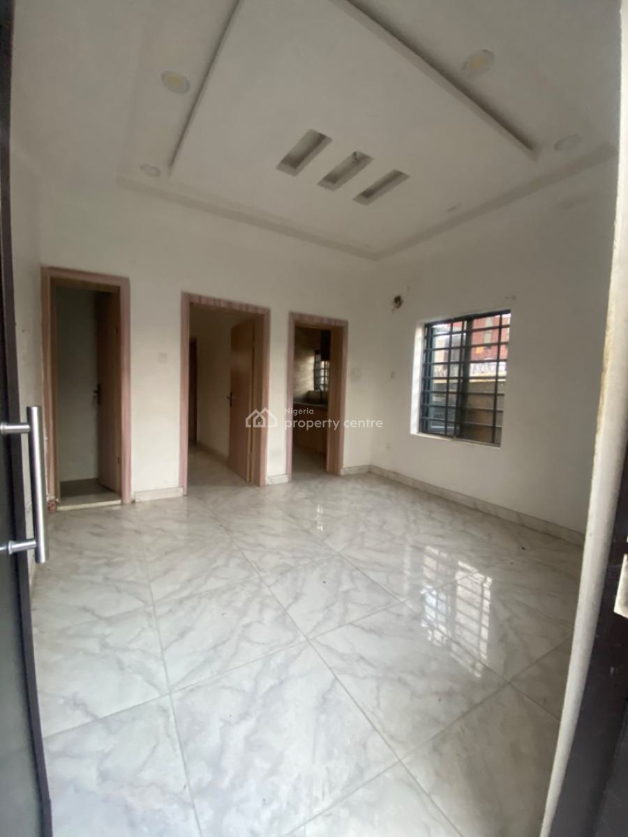 an Executive One Bedroom Flat, Thera Estate, Beside Blenco Mall, Sangotedo, Ajah, Lagos, Flat / Apartment for Rent