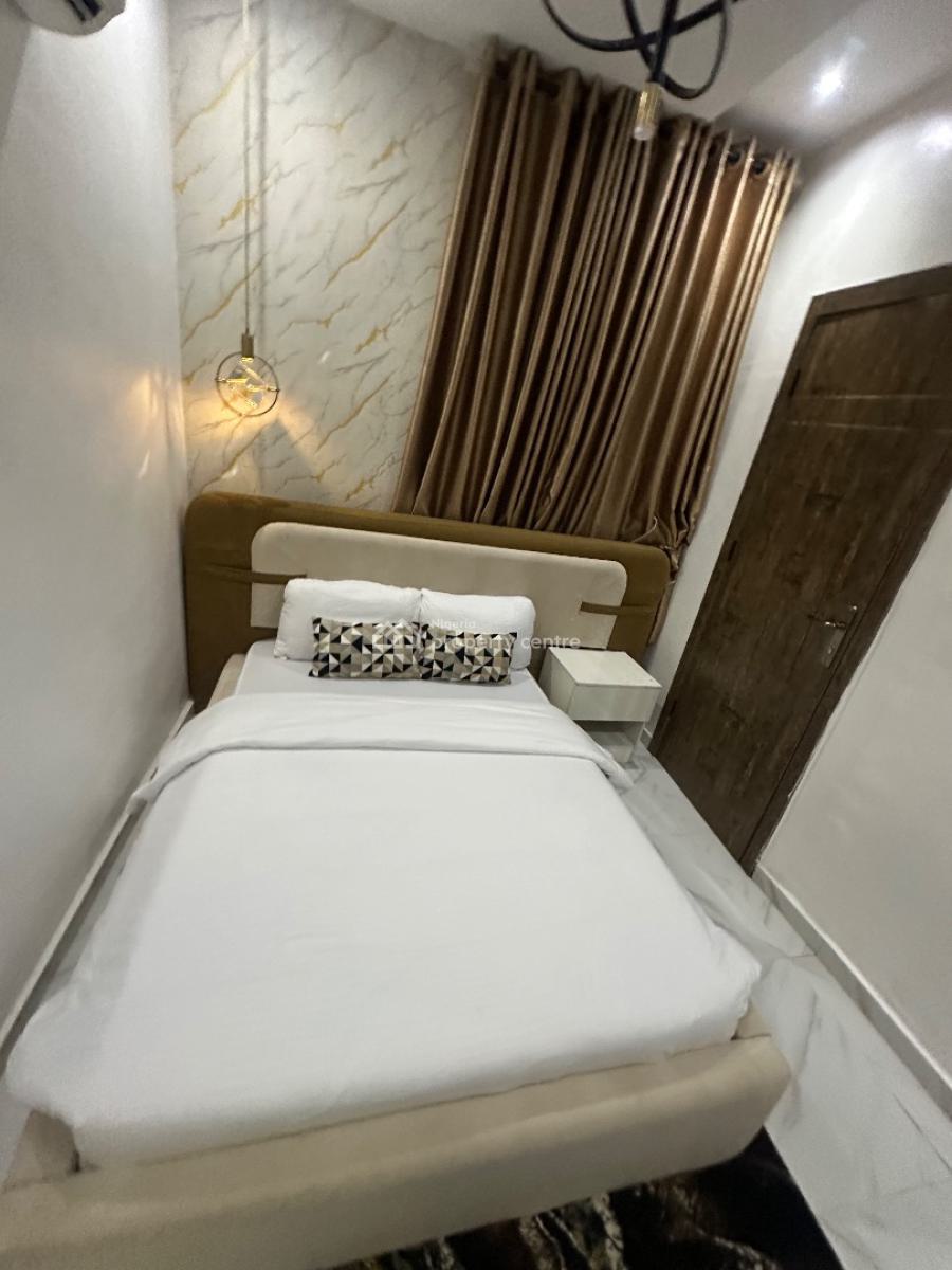 2 Bedrooms Fully Furnished Apartment, Lekki Phase 1, Lekki, Lagos, Flat / Apartment for Rent