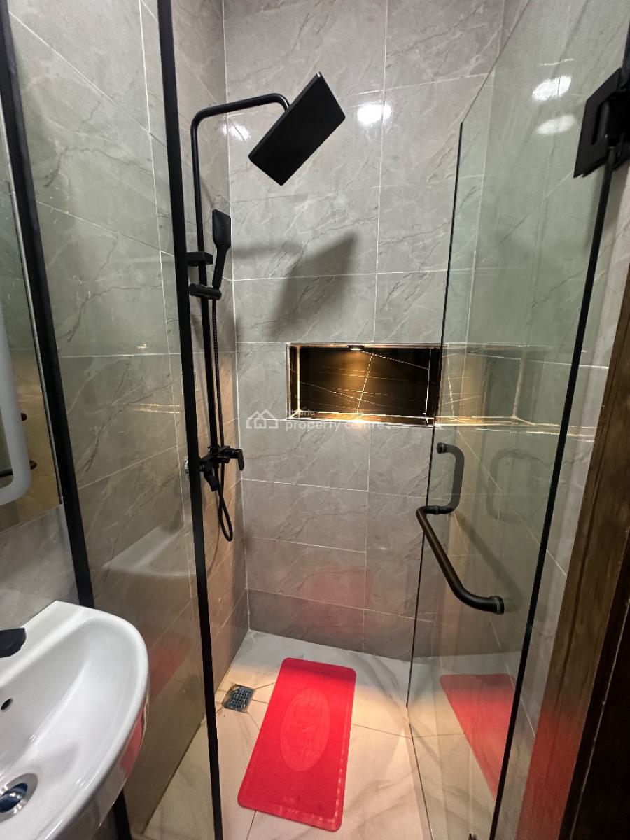 2 Bedrooms Fully Furnished Apartment, Lekki Phase 1, Lekki, Lagos, Flat / Apartment for Rent