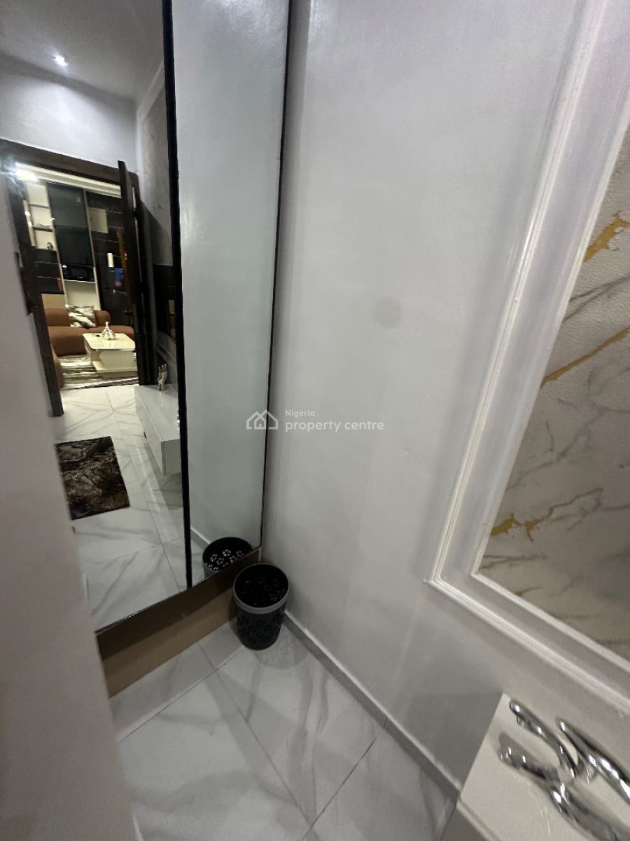 2 Bedrooms Fully Furnished Apartment, Lekki Phase 1, Lekki, Lagos, Flat / Apartment for Rent