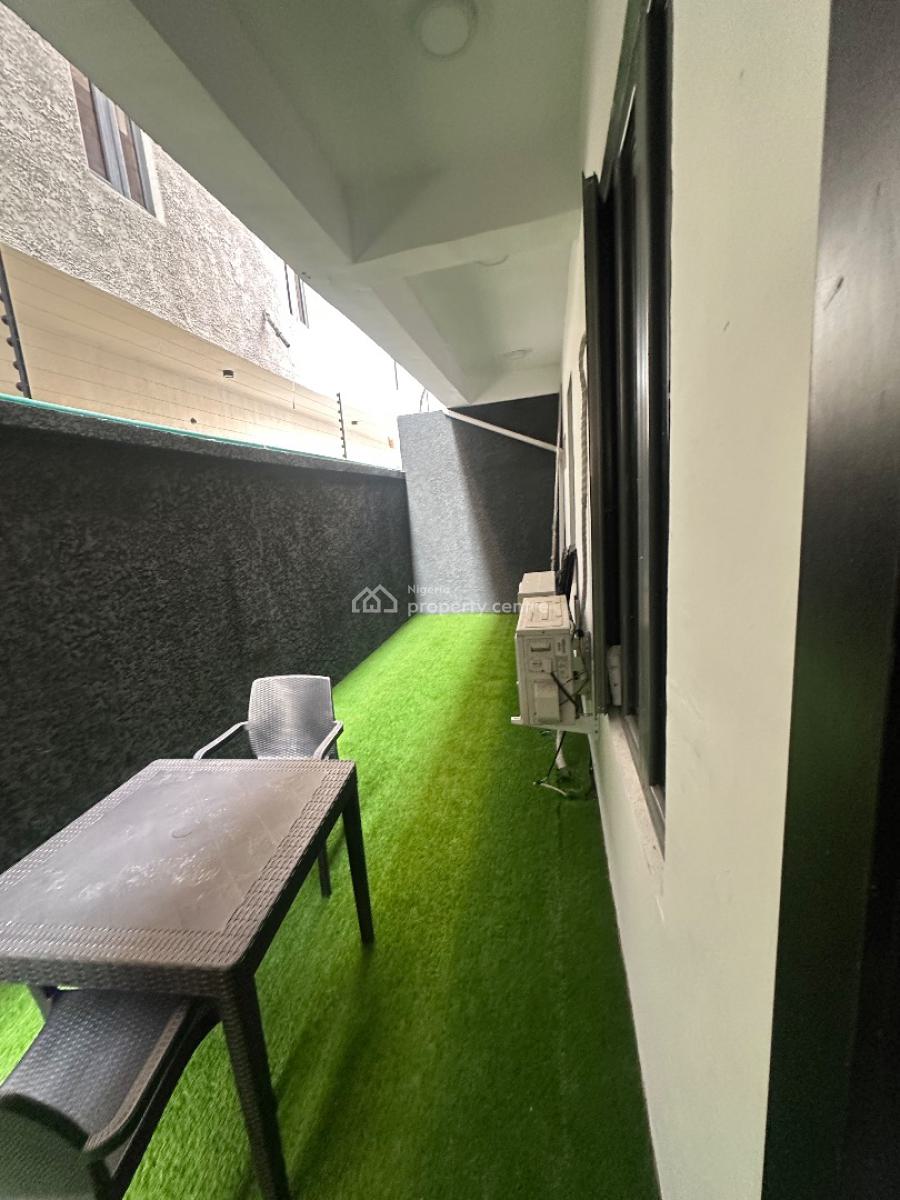 2 Bedrooms Fully Furnished Apartment, Lekki Phase 1, Lekki, Lagos, Flat / Apartment for Rent