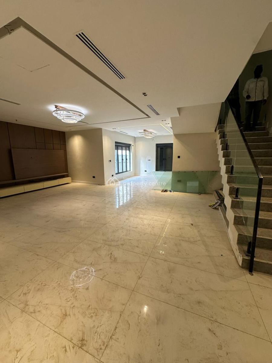 a Brand New 5 Bedroom Detached Duplex + 2 Bqs, Guzape District, Abuja, Detached Duplex for Sale