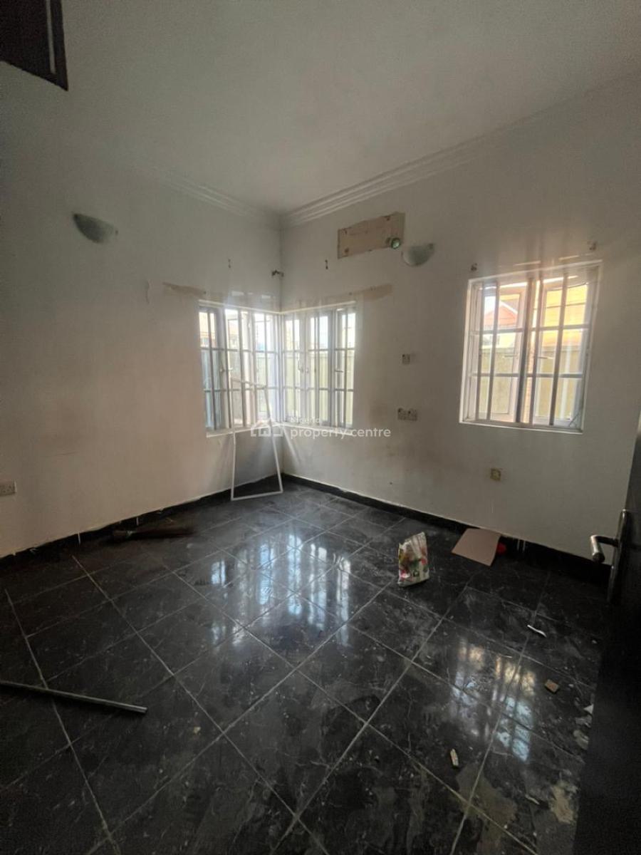 Very Sweet and Well Standard Lovable 2 Bedrooms, Just Out, Very Hot, Peace Land Axis, Ogombo, Ajah, Lagos, Flat / Apartment for Rent
