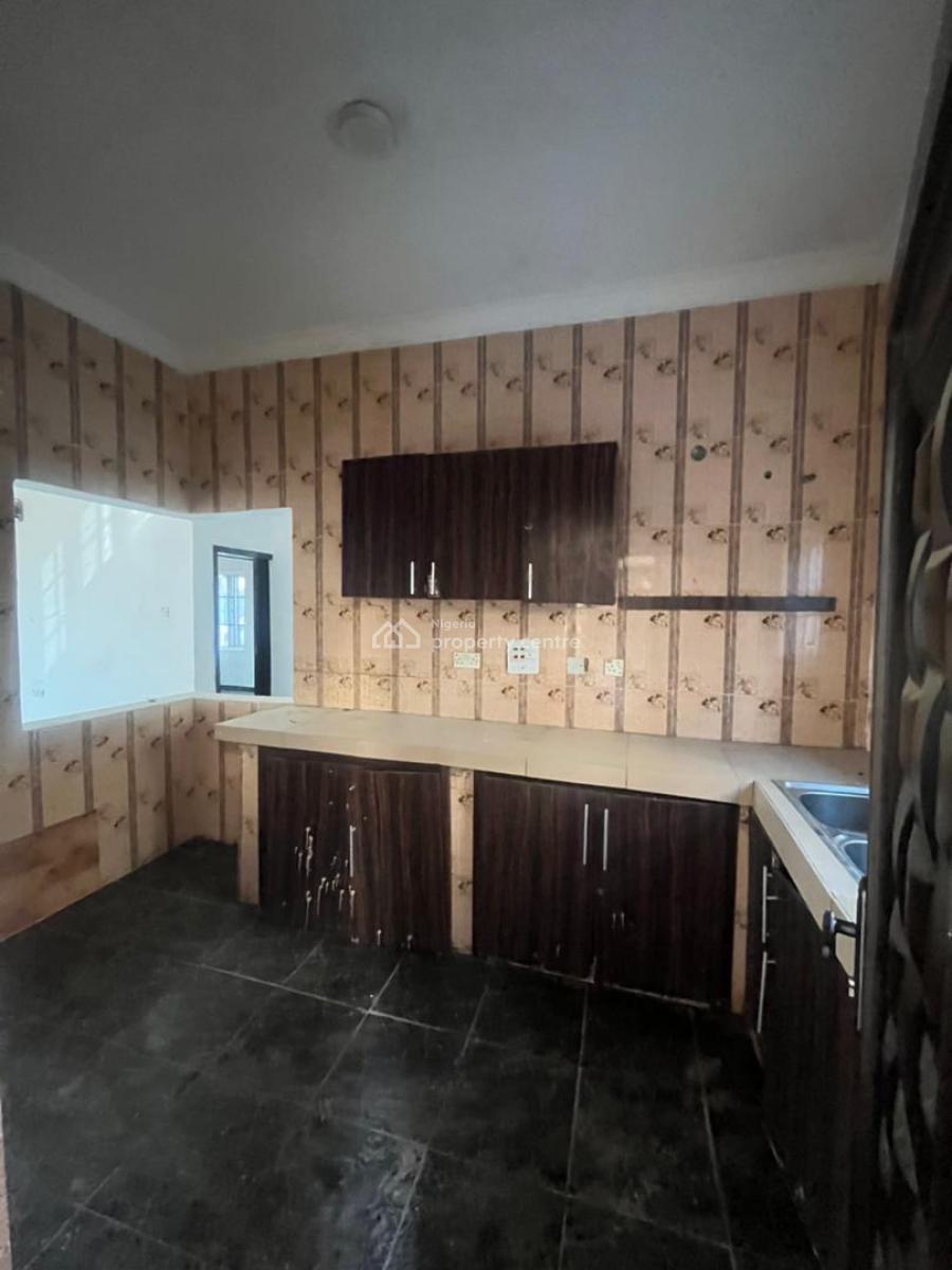 Very Sweet and Well Standard Lovable 2 Bedrooms, Just Out, Very Hot, Peace Land Axis, Ogombo, Ajah, Lagos, Flat / Apartment for Rent