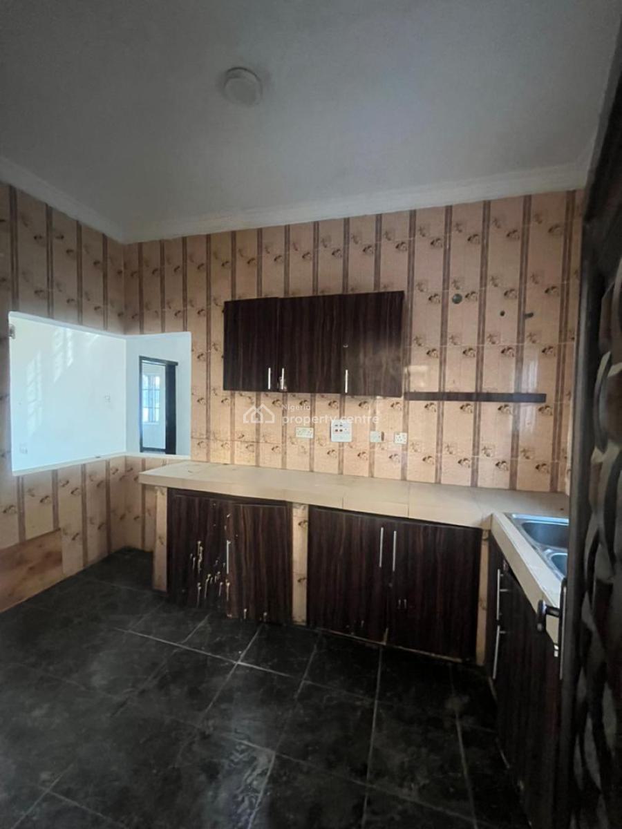 Very Sweet and Well Standard Lovable 2 Bedrooms, Just Out, Very Hot, Peace Land Axis, Ogombo, Ajah, Lagos, Flat / Apartment for Rent