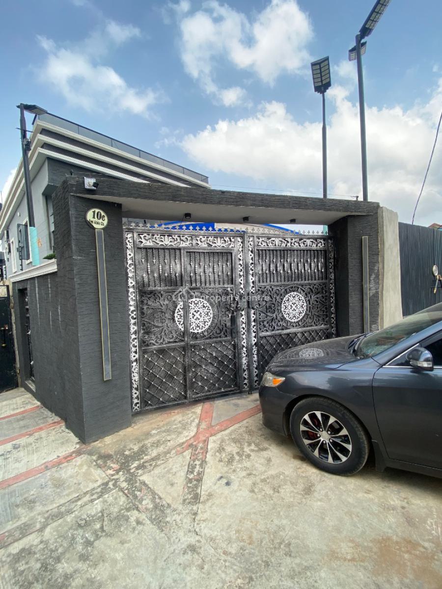 Luxury Well Maintained 5 Bedroom Detached Duplex with Swimming Pool, Ajao Estate, Isolo, Lagos, Detached Duplex for Sale