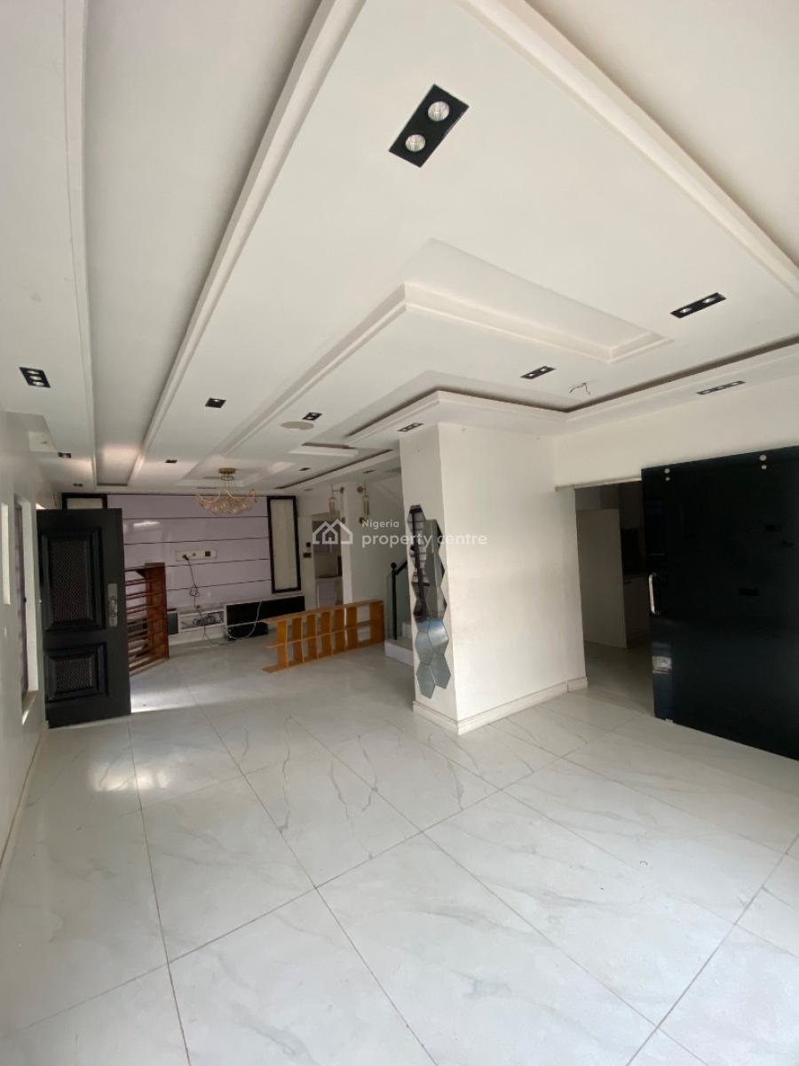 Luxury Well Maintained 5 Bedroom Detached Duplex with Swimming Pool, Ajao Estate, Isolo, Lagos, Detached Duplex for Sale