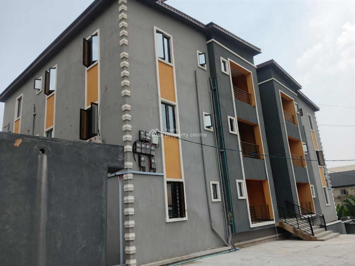 Luxury 3 Bedrooms Flat with Bq, Gbagada, Lagos, Flat / Apartment for Sale