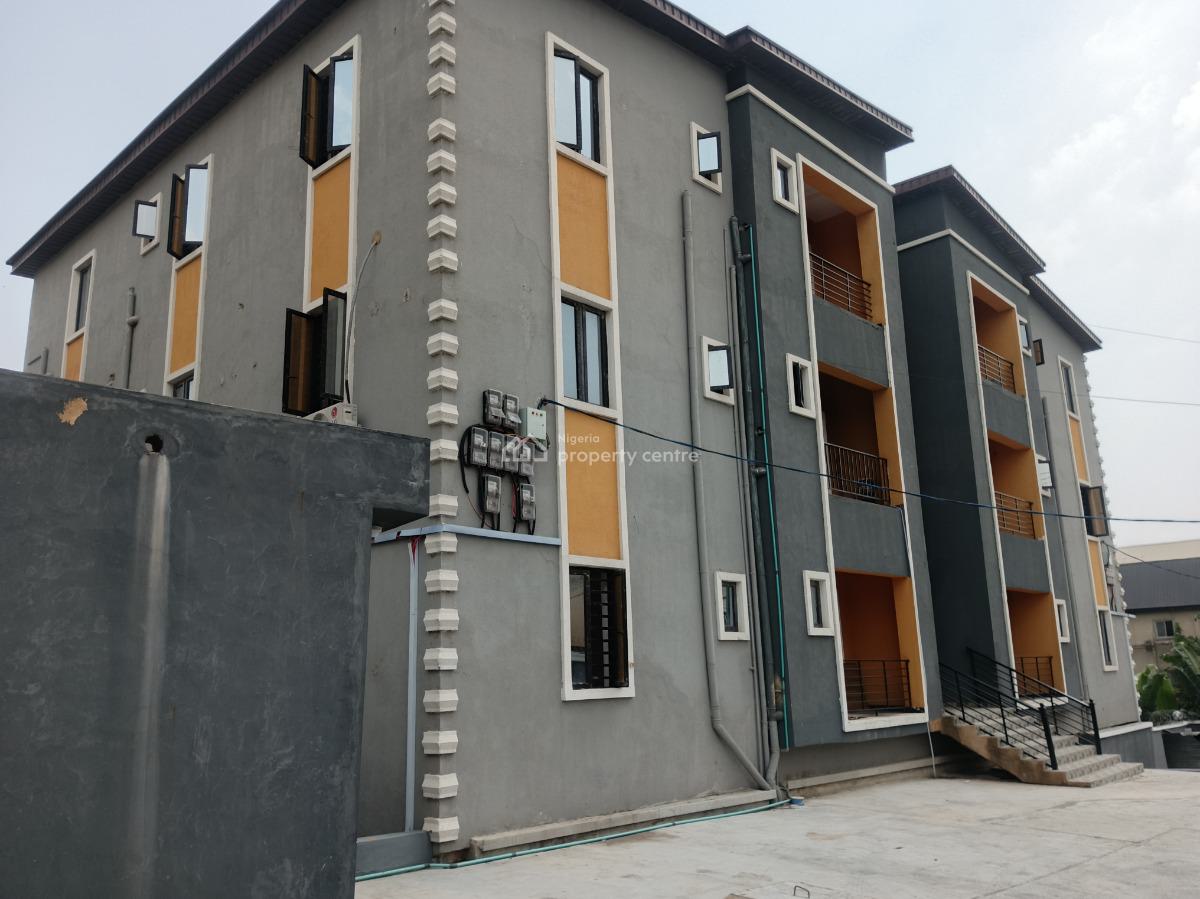Luxury 3 Bedrooms Flat with Bq, Gbagada, Lagos, Flat / Apartment for Sale