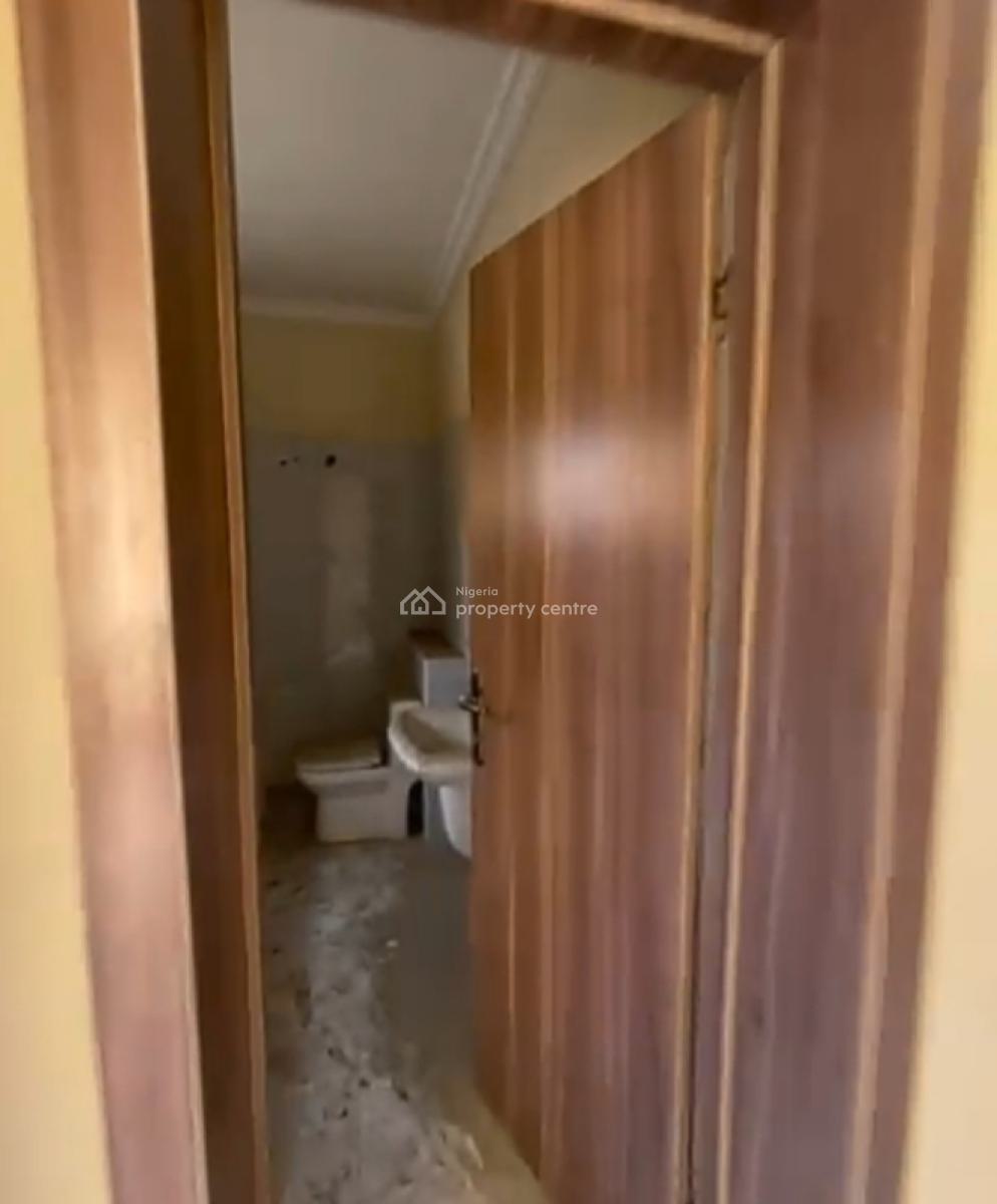 Brand New Spacious Masters Bedroom in a Shared Apartment, Opposite Royal Pine Estate Orchid Road, Lekki, Lagos, Self Contain (single Rooms) for Rent