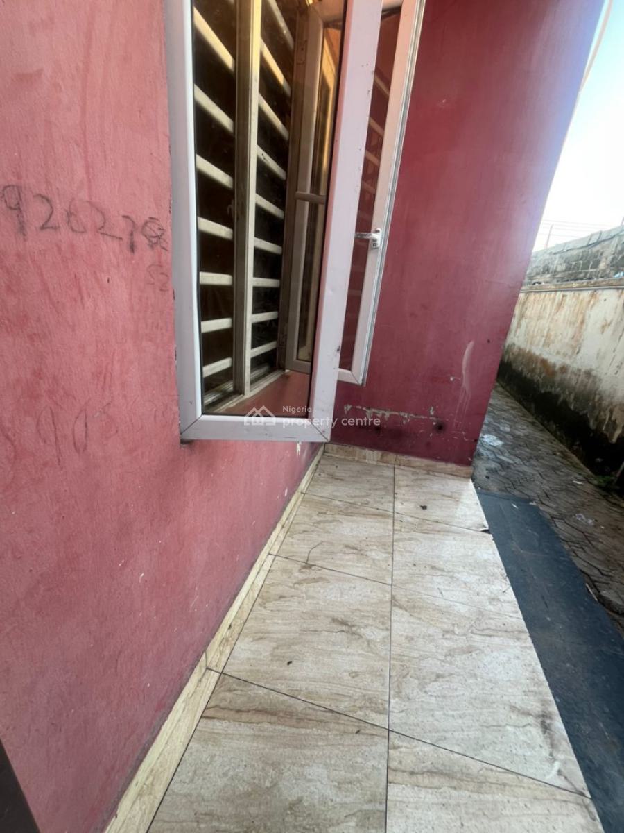 Very Sweet and Lovable Sharp Spacious 2 Bedroom Flat, Okun Ajah /coastal Road, Ogombo, Ajah, Lagos, Flat / Apartment for Rent