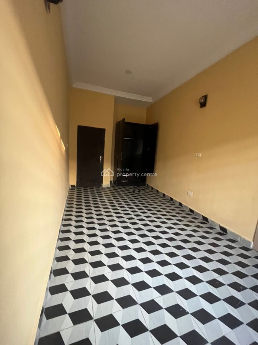 Very Sweet and Lovable Sharp Spacious 2 Bedroom Flat, Okun Ajah /coastal Road, Ogombo, Ajah, Lagos, Flat / Apartment for Rent